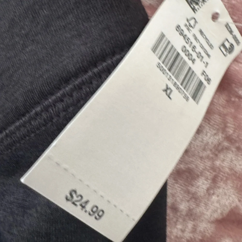 2/$13🍁Old Navy Women's Black High-Waisted Leggings - Picture 2 of 4